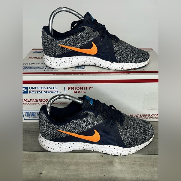 Nike Training Flex T8 Running Shoes Sneakers Womens 6.5 Navy Peach Walking Gym - Picture 1 of 6